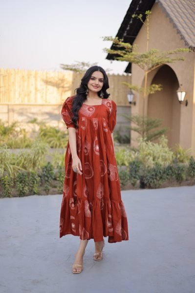 Classy Orange Cotton Long Kurti with Puff Sleeves and Square Neck for Women Printed Kurtis