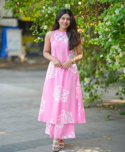 Classy Pink Stylish Heavy Rayon Digital Printed Top with Palazzo for Function CO ORD Sets