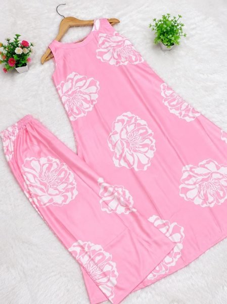 Classy Pink Stylish Heavy Rayon Digital Printed Top with Palazzo for Function CO ORD Sets