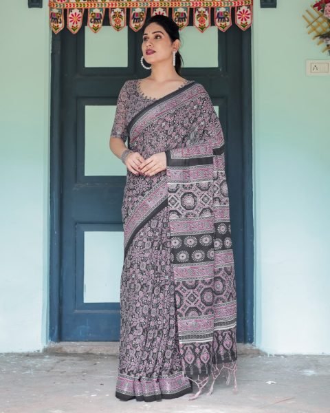 Comfortable Black Cotton Saree with Ajrakh Pattern for Everyday Wear Pure Chiffon Sarees Wholesale