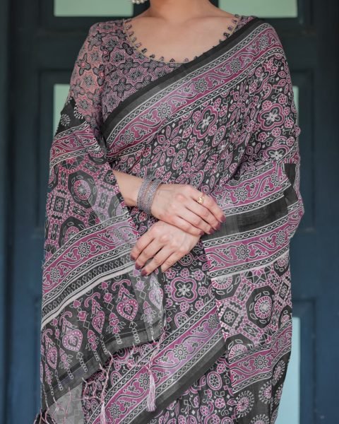 Comfortable Black Cotton Saree with Ajrakh Pattern for Everyday Wear Pure Chiffon Sarees Wholesale