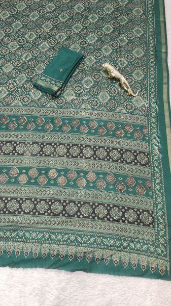 Comfortable Green Mal Cotton Saree with Ethnic Design and Border Printed Cotton Sarees Wholesale