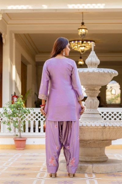 Comfortable Purple Satin Suit Set Whit DUpatta for Festive Occasions Embroidery Kurtis 