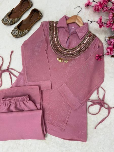 Compact Crush Blush Pink Women's Co-Ord Style Kurti Set At Factory Discount Price Ready To Wear Collection