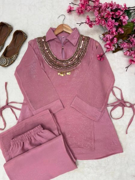 Compact Crush Blush Pink Women's Co-Ord Style Kurti Set At Factory Discount Price Ready To Wear Collection