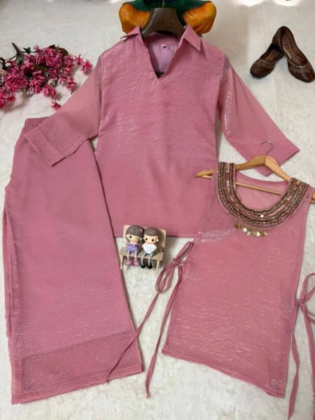 Compact Crush Blush Pink Women's Co-Ord Style Kurti Set At Factory Discount Price Ready To Wear Collection