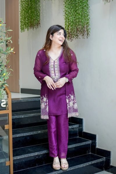 Compact Purple Designer Chinnon Silk Kurti Palazzo Set with Beads Embellishment CO ORD Sets