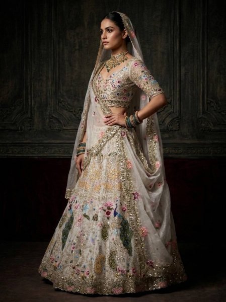 Compact White Semi Stitched Organza Lehenga with Heavy Cut Work at Manufacturer Price Bridal Lehenga Choli