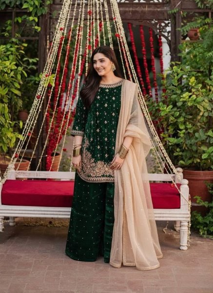Contemporary Green Velvet Suit with Pant and  Organza Fancy Lace Dupatta Perfect for Winter Wedding Wear Ready To Wear Collection
