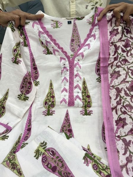 Contemporary Purple Cotton Kurti Pant Dupatta Set for Summer Daily Wear Cotton Kurtis Wholesale