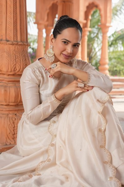 Cream Embroidered Silk Blend Anarkali Kurta With Dupatta Set Anarkali Kurtis 