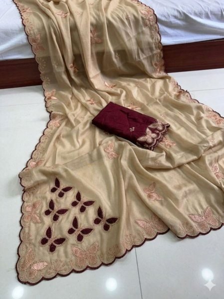 Cream Georgette Saree with Floral Embroidery and Contrast Blouse Embroidery Sarees Wholesale