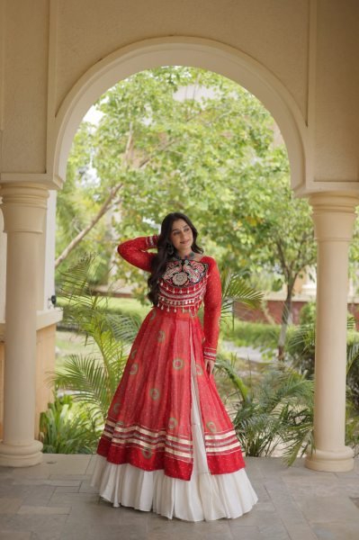 Cream Kora Cotton Lehenga with Red Bandhani Print Faux Georgette Kurti For Garba Night Navratri Lehnega Choli