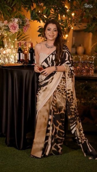 Cream Vichitra Silk Saree with Digital Print and Embroidered Blouse at Wholesale Rate Silk Sarees Wholesale