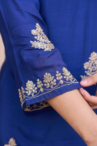 Creative Blue Viscose Chanderi Straight Kurti with Matching Pant and Organza Dupatta Embroidery Kurtis 