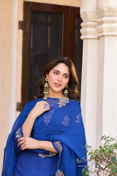 Creative Blue Viscose Chanderi Straight Kurti with Matching Pant and Organza Dupatta Embroidery Kurtis 