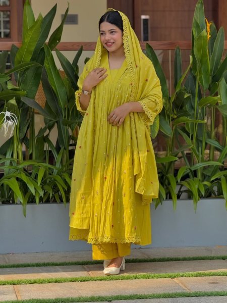 Creative Yellow Pure Mal Chanderi Anarkali Kurta Pant Dupatta Set with Bracelet Anarkali Kurtis 