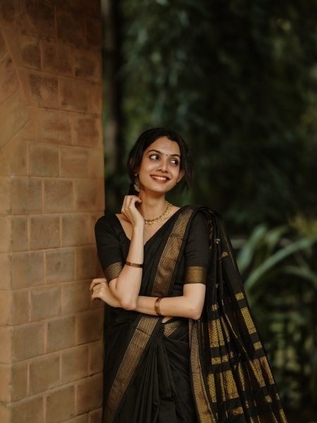 Customizable Black Designer Soft Silk Saree with Contrast Unstitched Jacquard Blouse South Indian Saree 