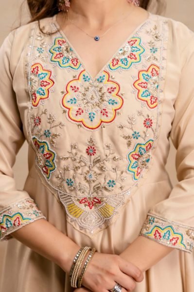 Customizable Cream Premium Chanderi Straight Kurti Pant Set with Chiffon Dupatta Embroidery Kurtis 