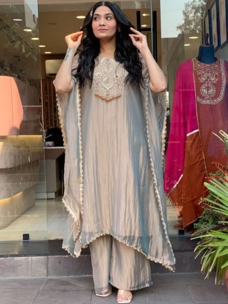 Customizable Grey Crunchy Fabric Embroidered Suit Set with Organza Dupatta at Manufacturer Rate Kaftan 