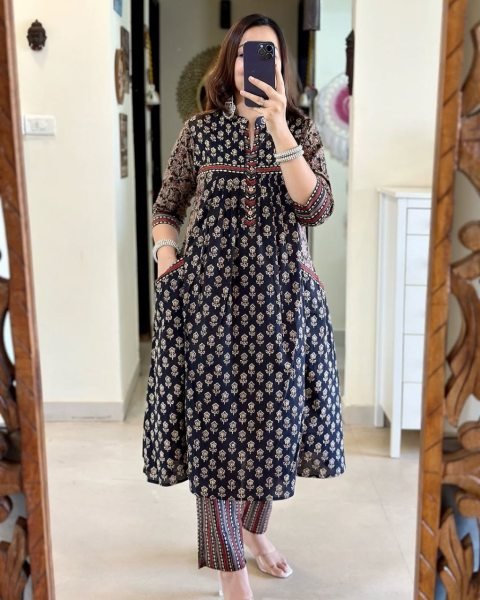 Customizable Navy Blue Jaipuri Cotton Kurti Pant Dupatta Set for Summer Wear Jaipuri Cotton Kurtis Wholesale