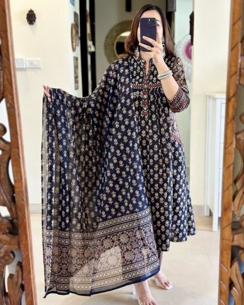 Customizable Navy Blue Jaipuri Cotton Kurti Pant Dupatta Set for Summer Wear Jaipuri Cotton Kurtis Wholesale