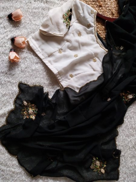 Dapper Black White Elegant Party Wear Saree for Wedding and Reception Wear Georgette Sarees Wholesale