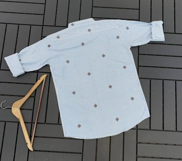 Dapper Sky Blue Men   s Cotton Striped Shirt with Small Floral Embroidery at Wholesale Rate Mens Shirt