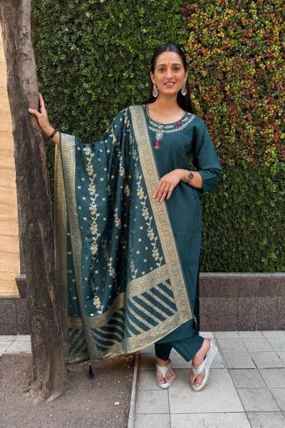 Dark Rama Green 3-Piece Kurti Set For Women At Best Rate 3 Piece Kurti Set