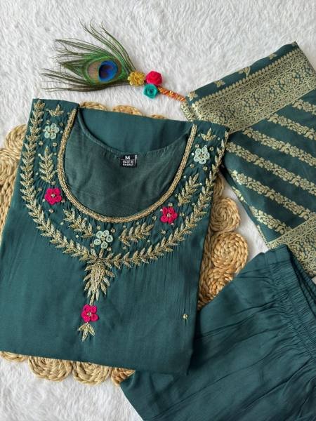 Dark Rama Green 3-Piece Kurti Set For Women At Best Rate 3 Piece Kurti Set