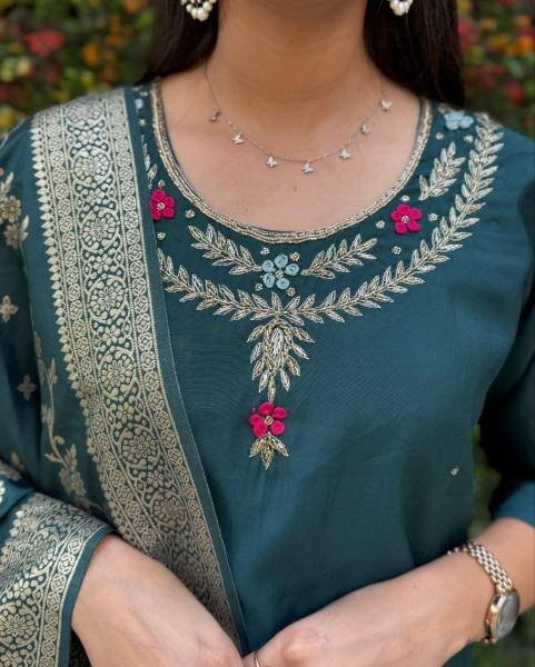 Dark Rama Green 3-Piece Kurti Set For Women At Best Rate 3 Piece Kurti Set
