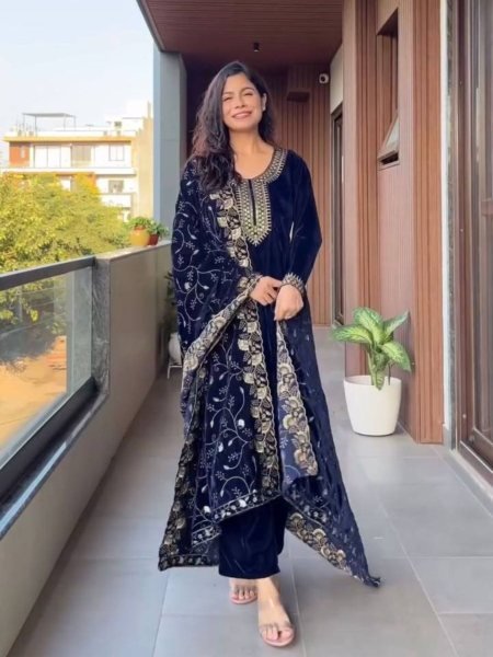 Dazzling Blue Velvet Suit Set With Free-Size Pant & 3-Piece Velvet Dupatta for Special Occasions Kurtis
