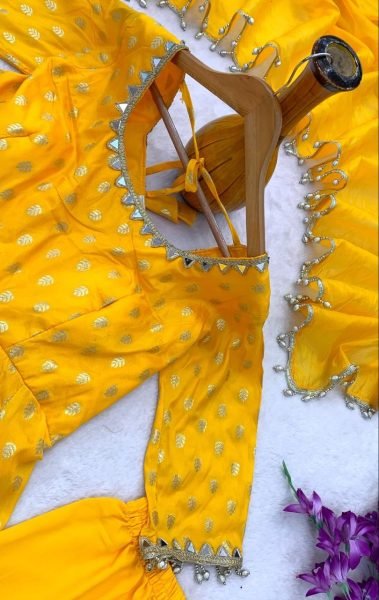 Dazzling Dola Silk Anarkali Suit Set with Jacquard Butti and Organza Silk Dupatta For Family Functions Anarkali Kurtis 