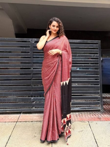 Dazzling Maroon Designer Semi Gajji Soft Silk Saree with Traditional Look for Women Sarees 