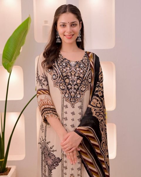 Dazzling Pakistani Maslin Mirror Work Suit with Dupatta for Office Wear Cotton Kurtis Wholesale