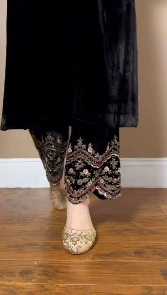 Dazzling Viscose Velvet Thread–Sequins Embroidered Top & Pant Set Ready-to-Wear Kurti With Bottom Wholesale