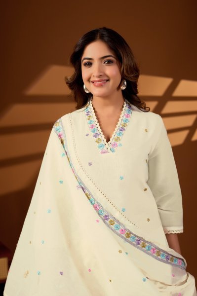 Dazzling White Pure Cotton Embroidered Kurti Pant Set with Cotton Dupatta for Daily Wear Cotton Kurtis Wholesale