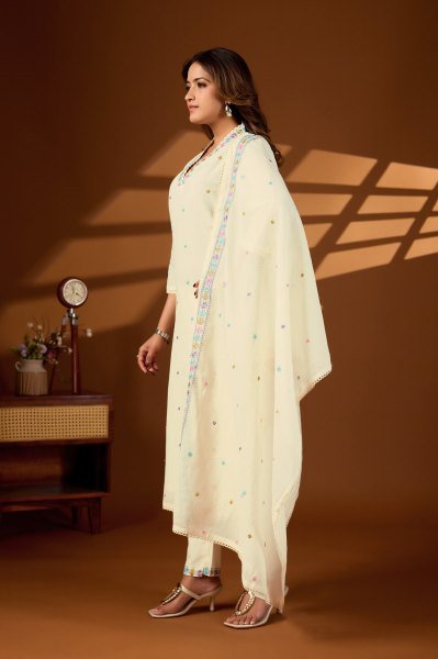 Dazzling White Pure Cotton Embroidered Kurti Pant Set with Cotton Dupatta for Daily Wear Cotton Kurtis Wholesale