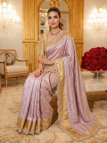 Delightful Lavender Pure Kanjivarm Silk Saree with Cutwork Arco Border for Wedding Wear Silk Sarees Wholesale