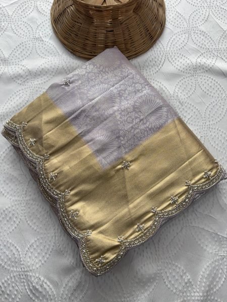 Delightful Lavender Pure Kanjivarm Silk Saree with Cutwork Arco Border for Wedding Wear Silk Sarees Wholesale