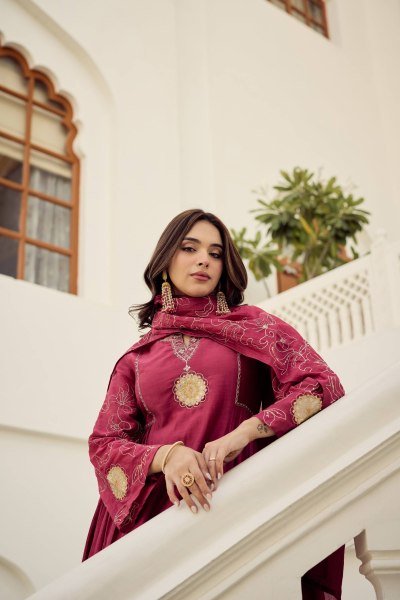 Delightful Pink Muslin Embroidered Kurti Pant Set with Muslin Dupatta for Women Embroidery Kurtis 