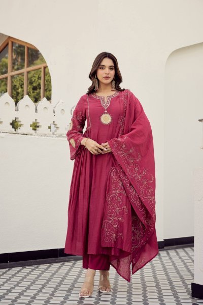 Delightful Pink Muslin Embroidered Kurti Pant Set with Muslin Dupatta for Women Embroidery Kurtis 