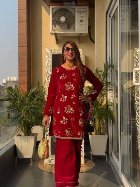 Delightful Red Viscose Velvet  Sequence Embroidered Top   Pant Set with Micro Inner At Manufacturer Rate Kurtis