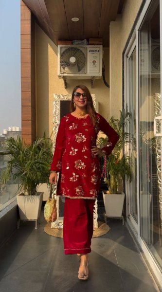 Delightful Red Viscose Velvet  Sequence Embroidered Top   Pant Set with Micro Inner At Manufacturer Rate Kurti With Bottom Wholesale