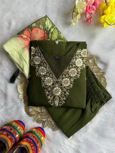 Delightful Roman Silk Embroidered Kurti Pant Set with Chanderi Digital Print Dupatta 