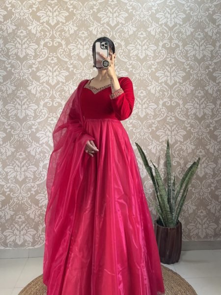 Designer 9000 Velvet Gown with Kardana Hand Work   Cut Work Dupatta Party   Wedding Wear Kurti With Dupatta Wholesale