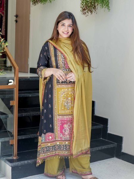 Designer Cotton Digital Print Kurti with Micro Cotton Bottom   Fancy Georgette Dupatta at Wholesale Rate Kurtis