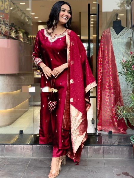 Designer Heavy Viscose  Three Set Suit  3 Piece Kurti Set