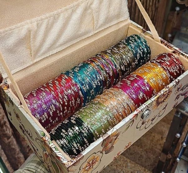 Designer Jelly Tikki Stone Glass Bangles Combo Box with Floral Print Collection Fashion Accessories Wholesale