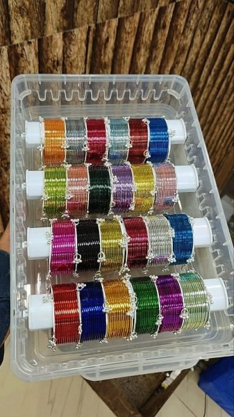 Designer Multi Color Jelly Glossy Metal Bangles Combo Box with Storage Box Fashion Accessories Wholesale